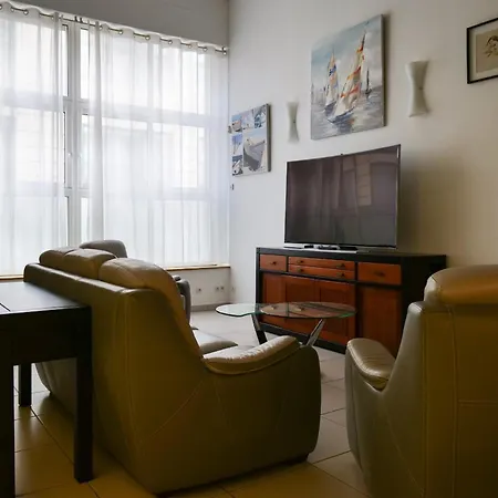 Loft Type Eiffel 8 Personnes Rue Du Palais *