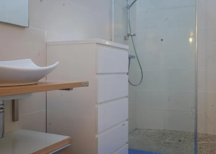 Loft Type Eiffel 8 Personnes Rue Du Palais * 莱萨布勒-多洛讷